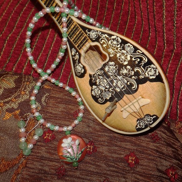 Original necklace and earring set with Grace Lampwork focal in two styles - Picture 6 of 8